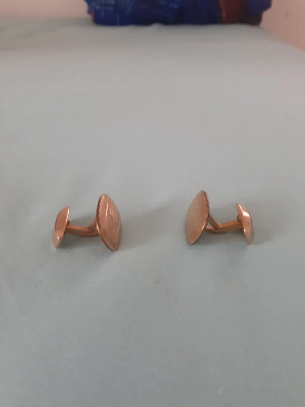 GR Men's Cufflinks Gold color